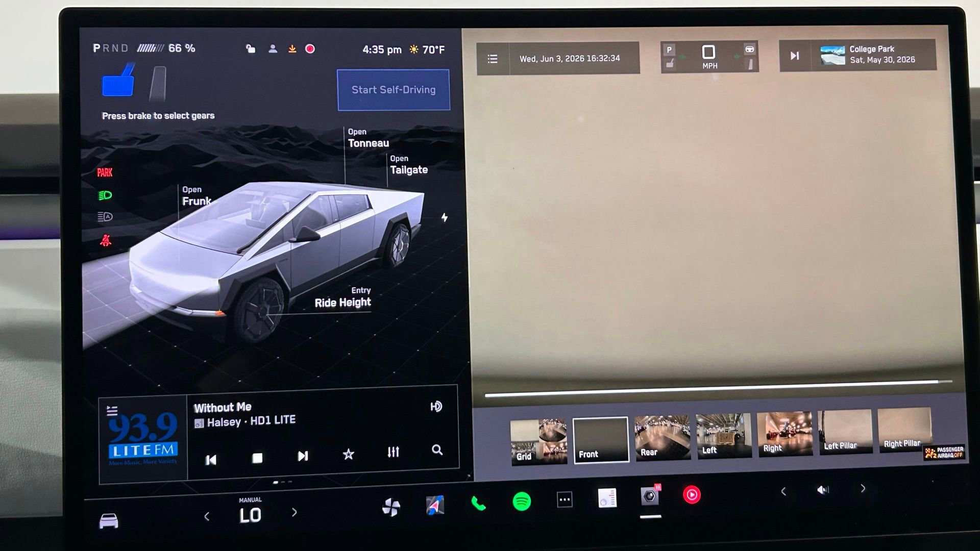 Used 2024 Tesla Cybertruck AWD Crew Cab image 79