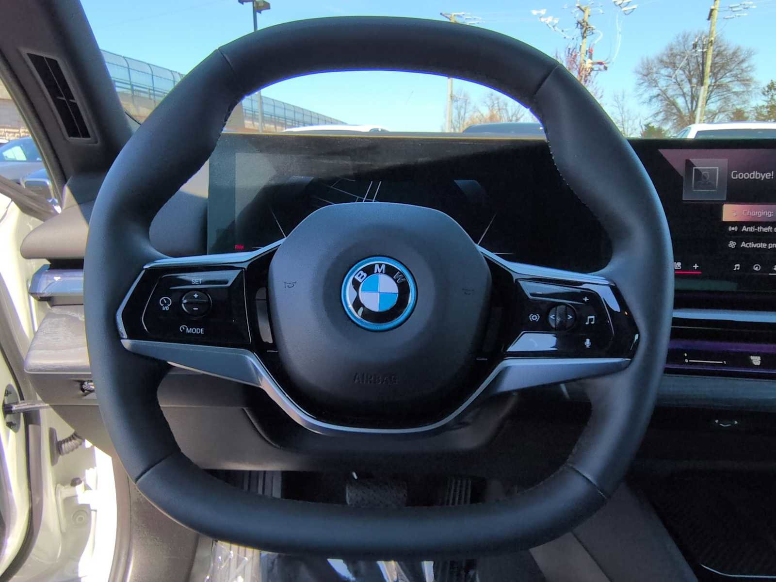 Used 2025 BMW i5 xDrive40 w/ Premium Package image 25
