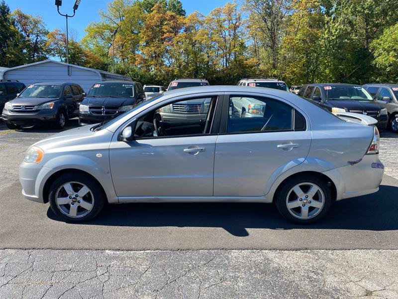 Used 2008 Chevrolet Aveo LS w/ Power Package FWD image 2