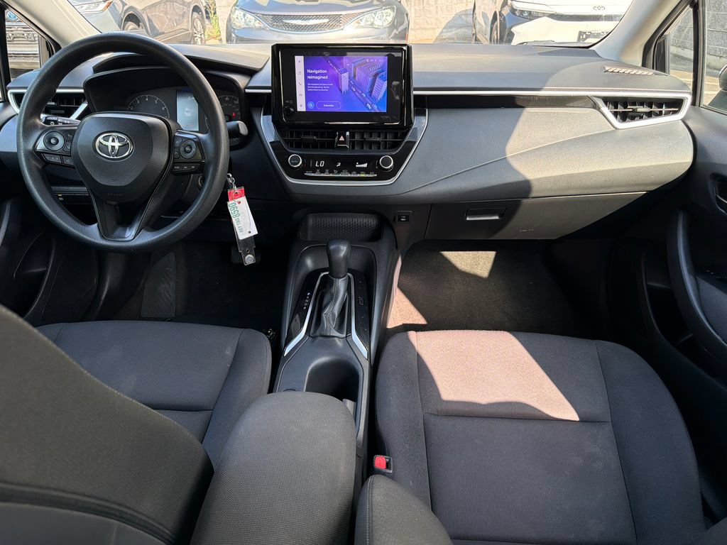 Used 2023 Toyota Corolla LE FWD image 13
