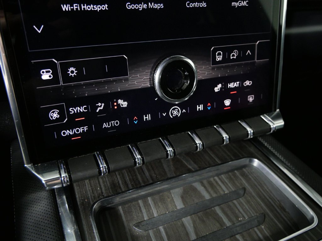 Used 2025 GMC Sierra EV Denali AWD/4WD image 23