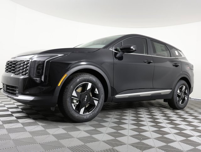 New 2026 Kia Sportage LX image 1