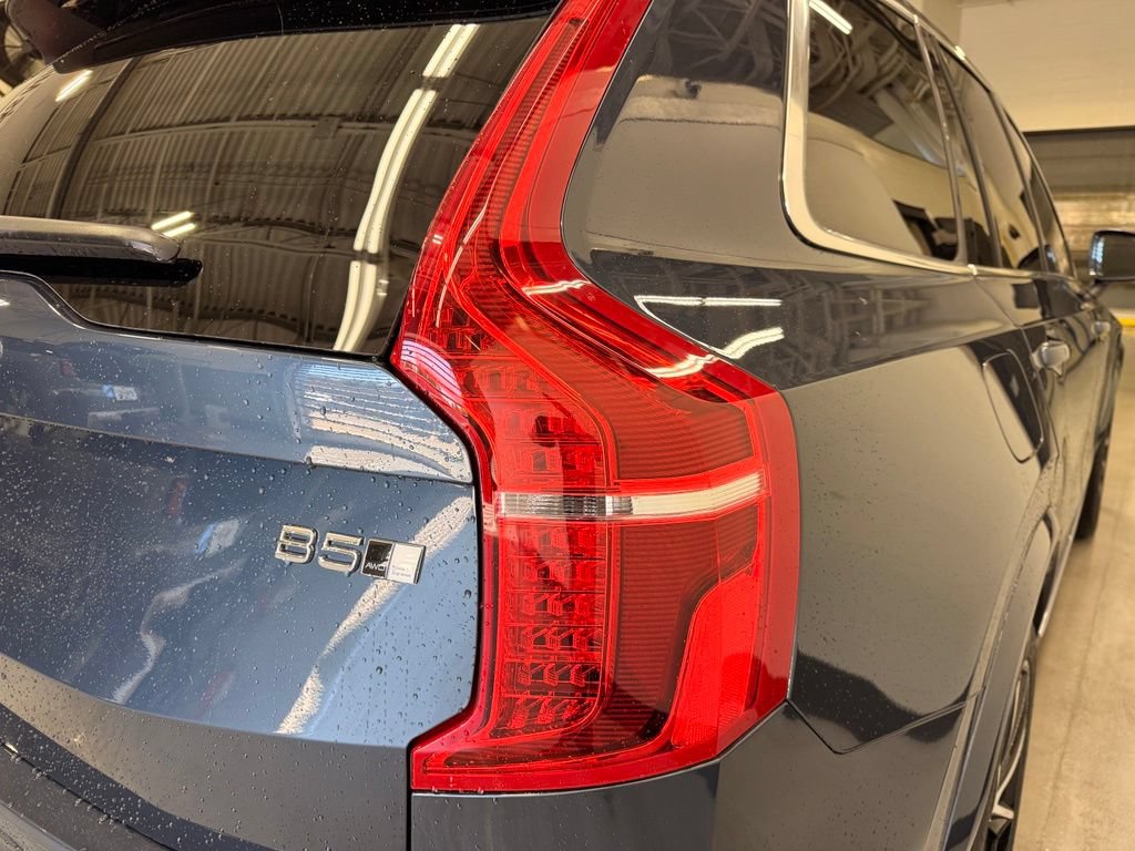 Used 2023 Volvo XC90 B5 Plus AWD/4WD image 5