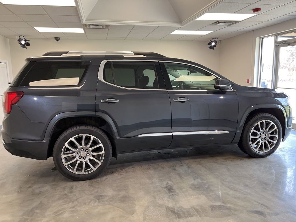 Used 2023 GMC Acadia Denali w/ Denali Ultimate Package image 5