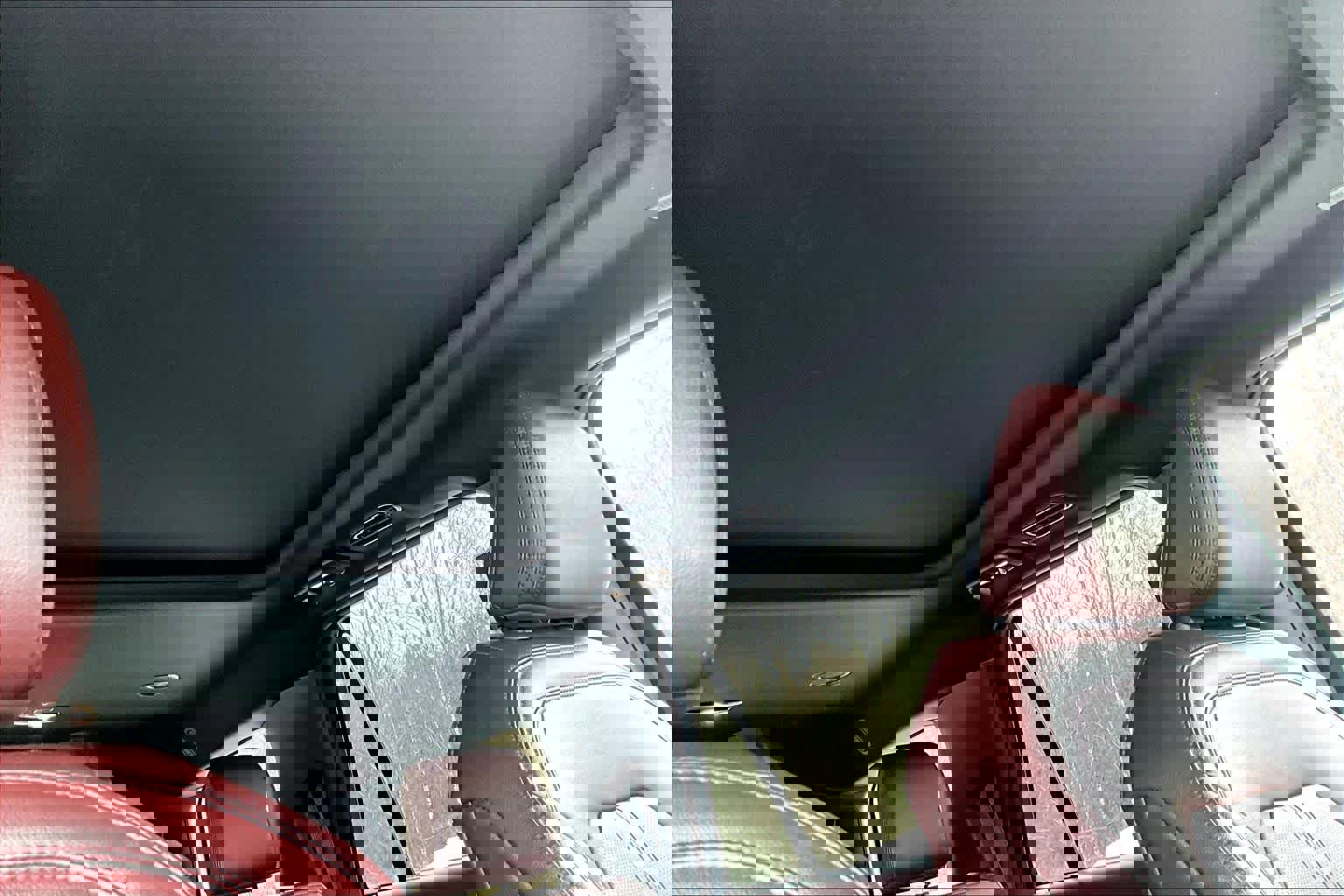 Used 2024 Ford Expedition Limited image 13