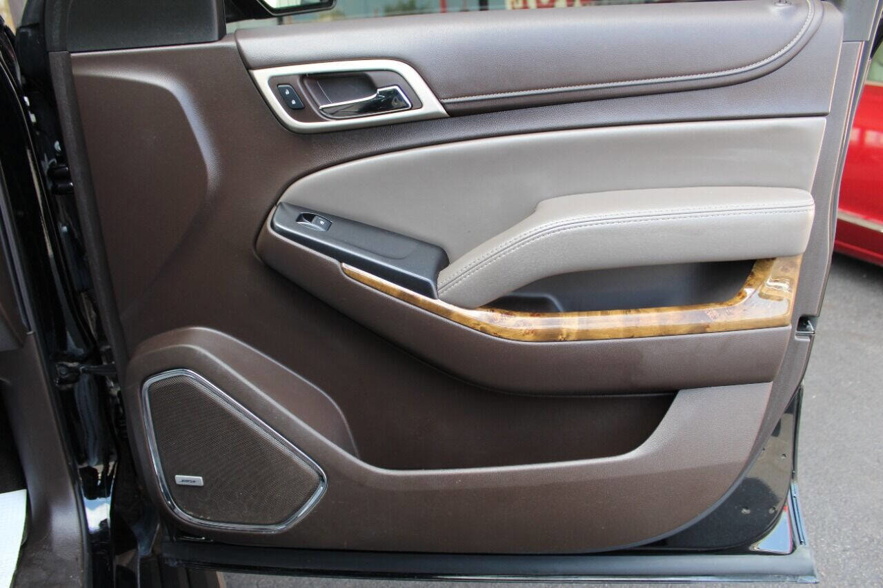 Used 2016 GMC Yukon XL Denali w/ Open Road Package image 10