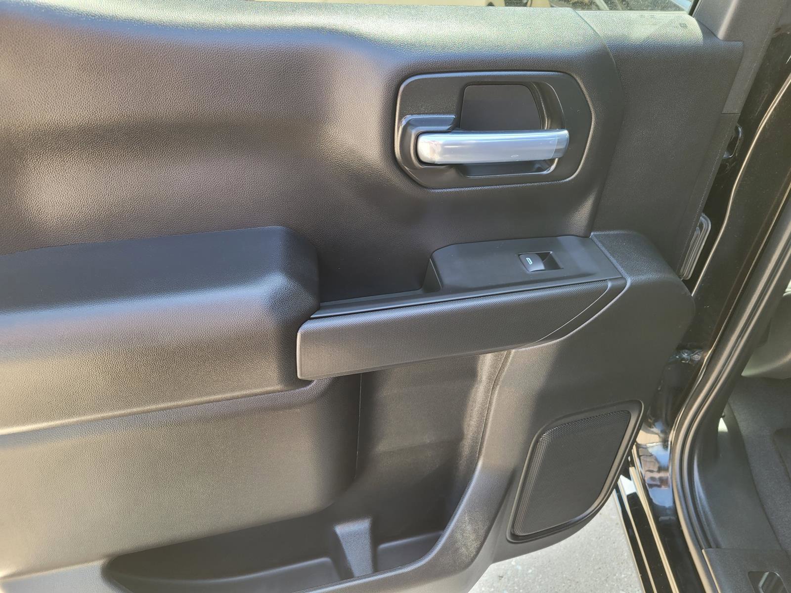 Used 2026 Chevrolet Silverado 1500 Custom AWD/4WD image 14