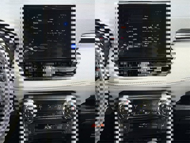 Used 2024 Toyota RAV4 XLE image 17