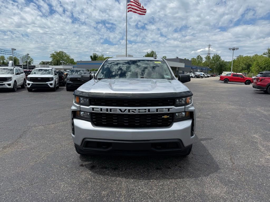 Used 2021 Chevrolet Silverado 1500 Custom w/ LPO, Dark Essentials Package AWD/4WD image 8