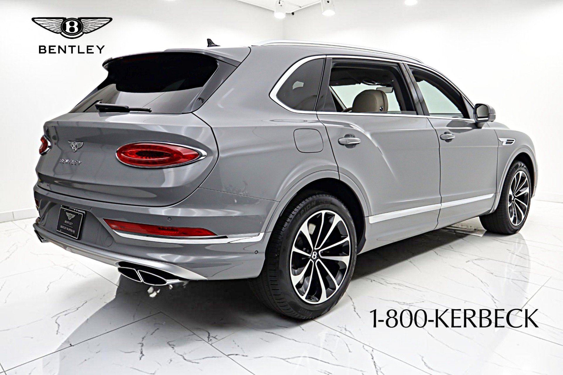 Used 2024 Bentley Bentayga Extended Wheelbase AWD/4WD image 12