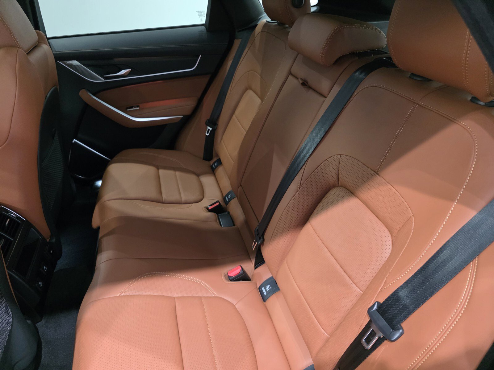 New 2026 Jaguar F-PACE R-Dynamic S image 13