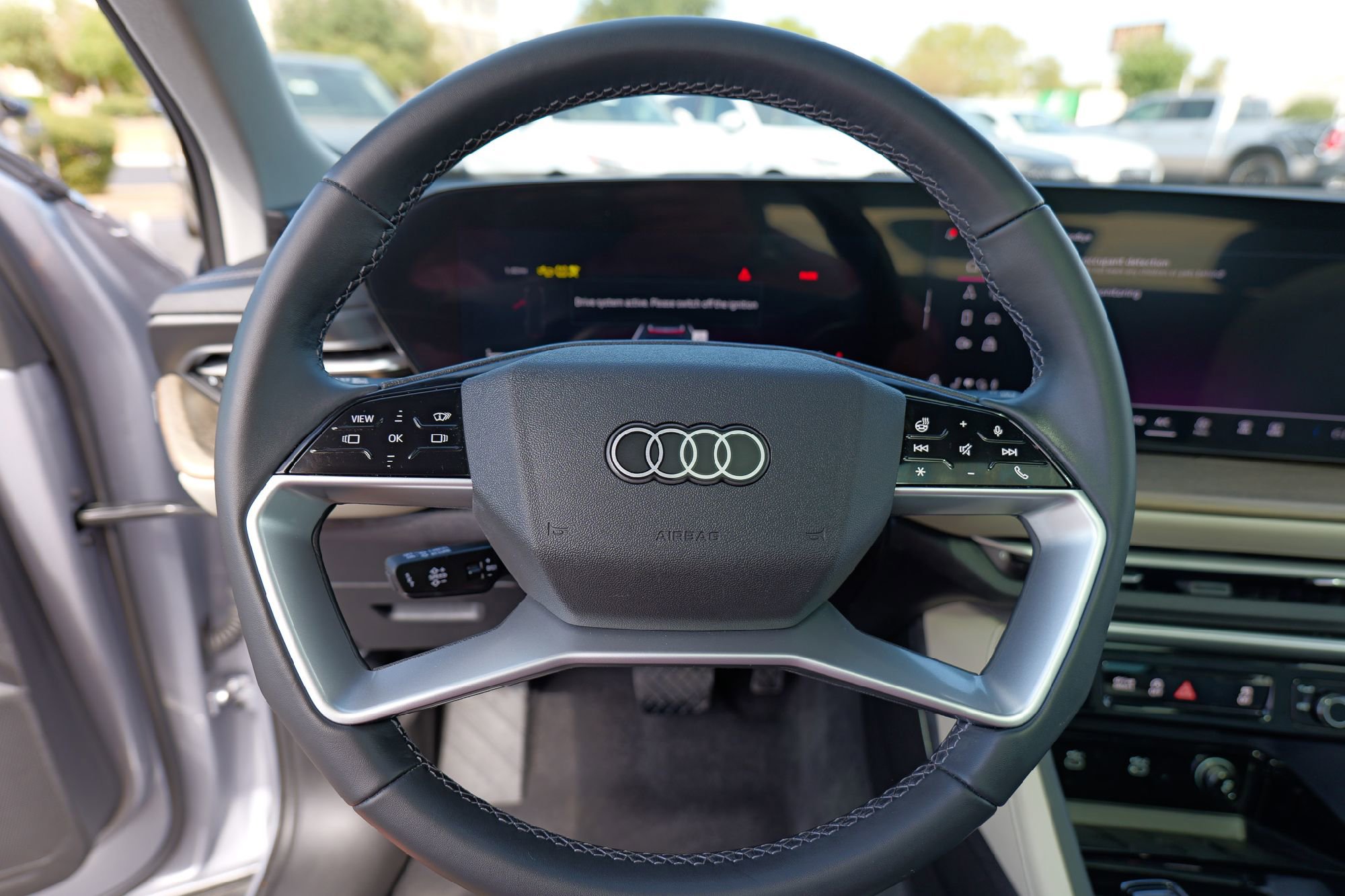 Used 2025 Audi Q5 Premium Plus w/ Premium Plus image 11