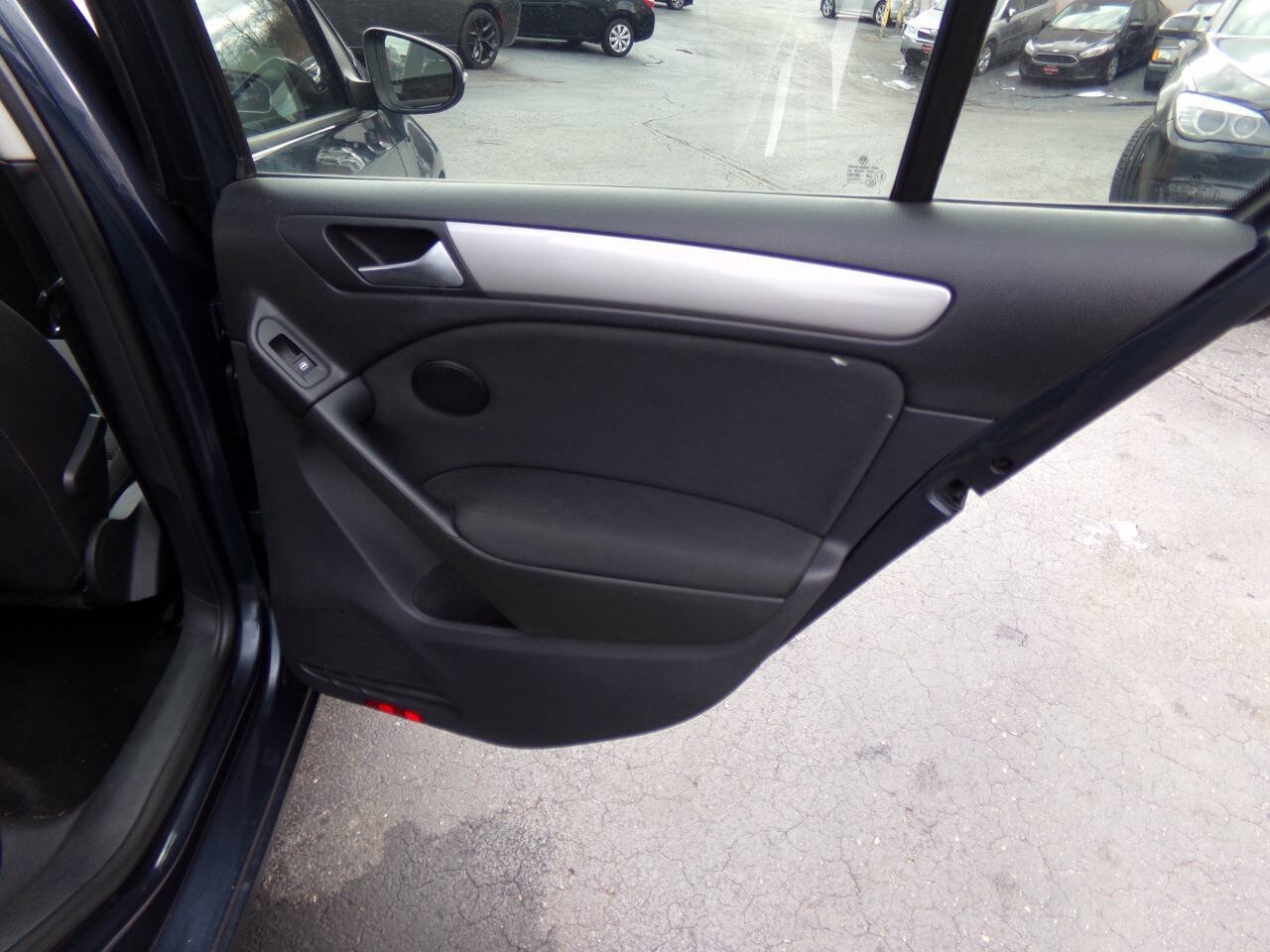 Used 2013 Volkswagen Golf TDI FWD image 21