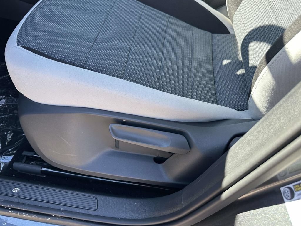 New 2025 Volkswagen Taos S FWD image 15