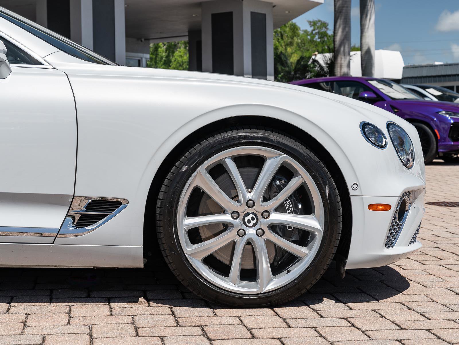 Used 2021 Bentley Continental GT V8 image 23