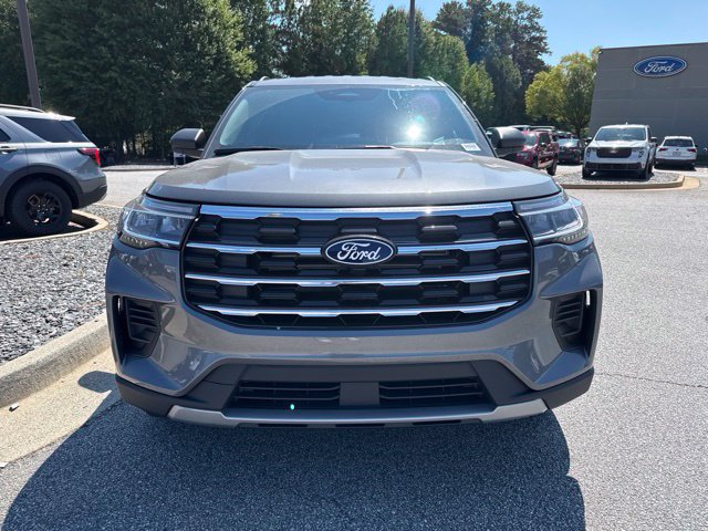 New 2027 Ford Explorer Active RWD image 4
