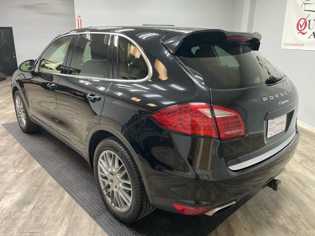 Used 2012 Porsche Cayenne AWD/4WD image 5