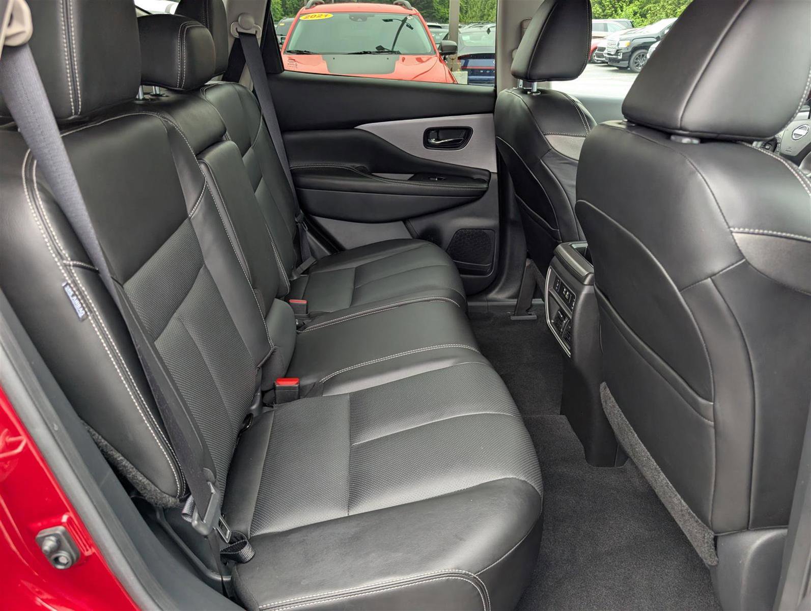 Used 2022 Nissan Murano SL w/ SL Moonroof Package image 13