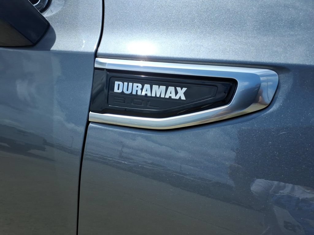 Used 2022 GMC Yukon Denali AWD/4WD image 10