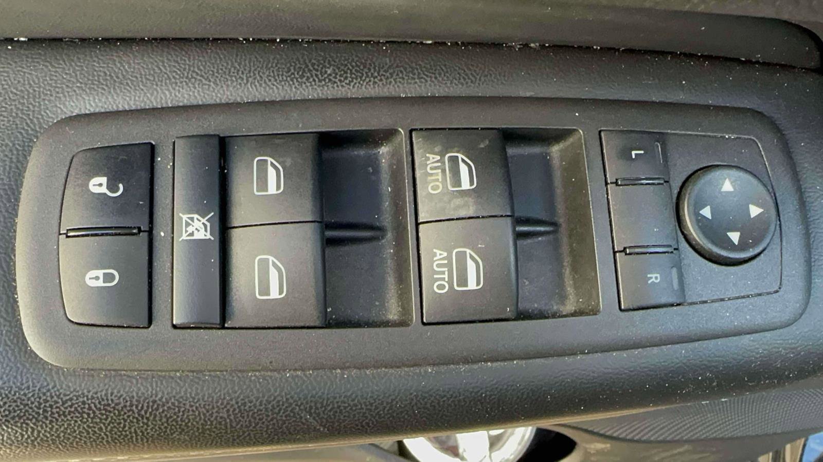 Used 2021 Jeep Grand Cherokee Limited w/ Quick Order Package 2GK 80th image 25