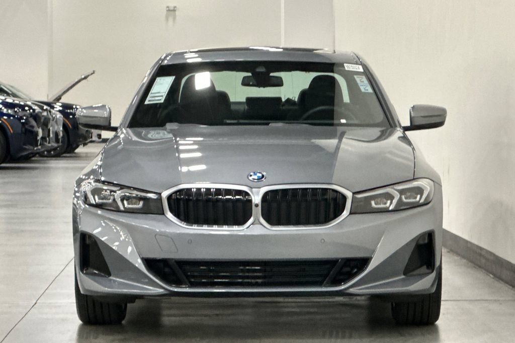 Used 2024 BMW 330e w/ Convenience Package RWD image 9