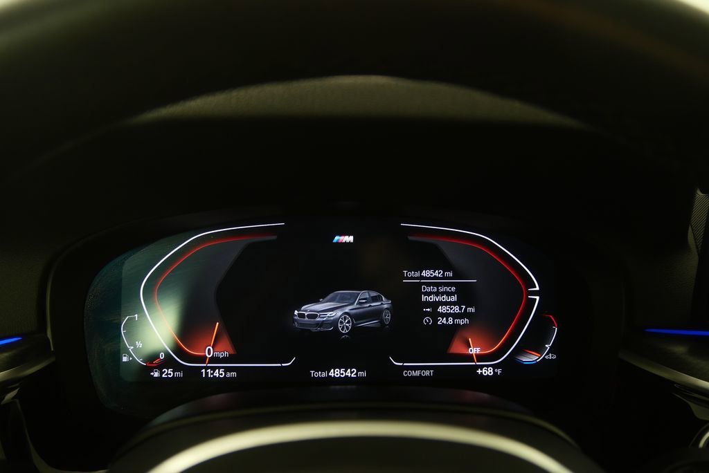 Used 2023 BMW 540i w/ M Sport Package image 18