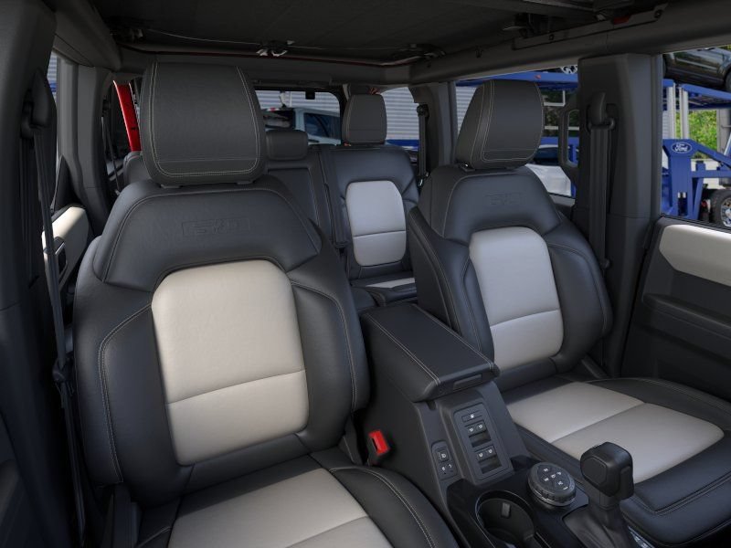 New 2026 Ford Bronco Outer Banks AWD/4WD image 9