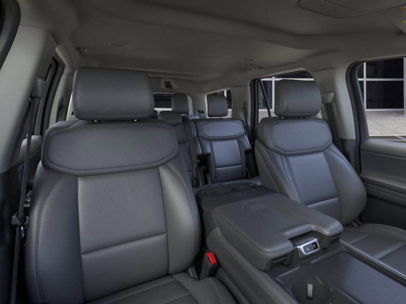New 2026 Ford Expedition Active image 10