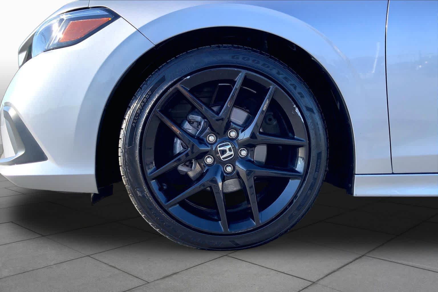 Used 2024 Honda Civic Sport image 10