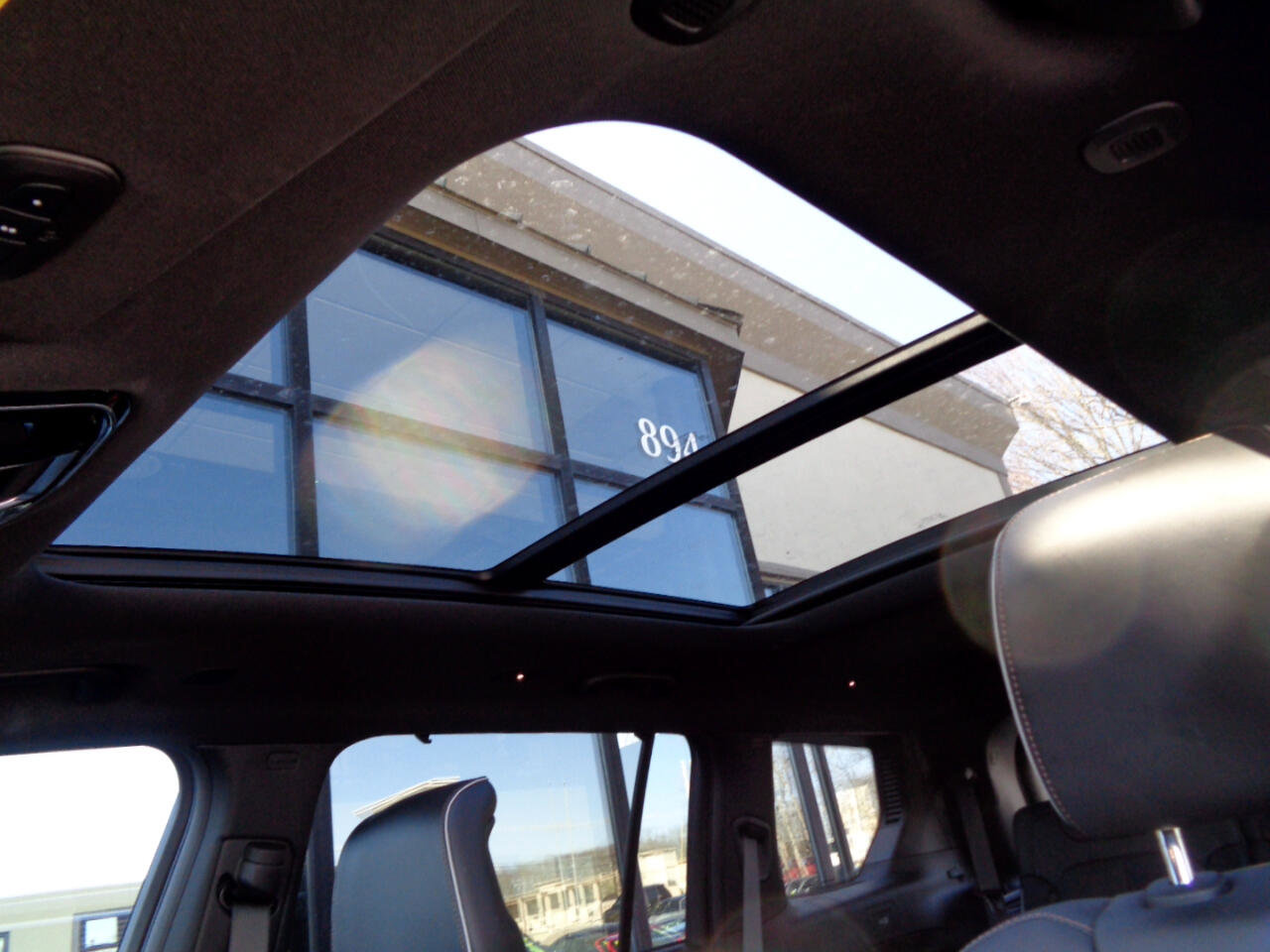 Used 2021 Jeep Grand Cherokee L Summit w/ Advanced Protech Group IV image 17