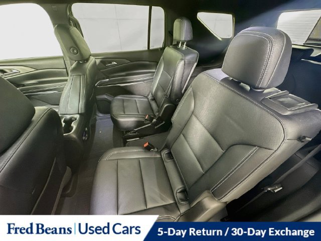 Used 2025 Chevrolet Traverse LT w/ Sun and Wheel Package AWD/4WD image 32
