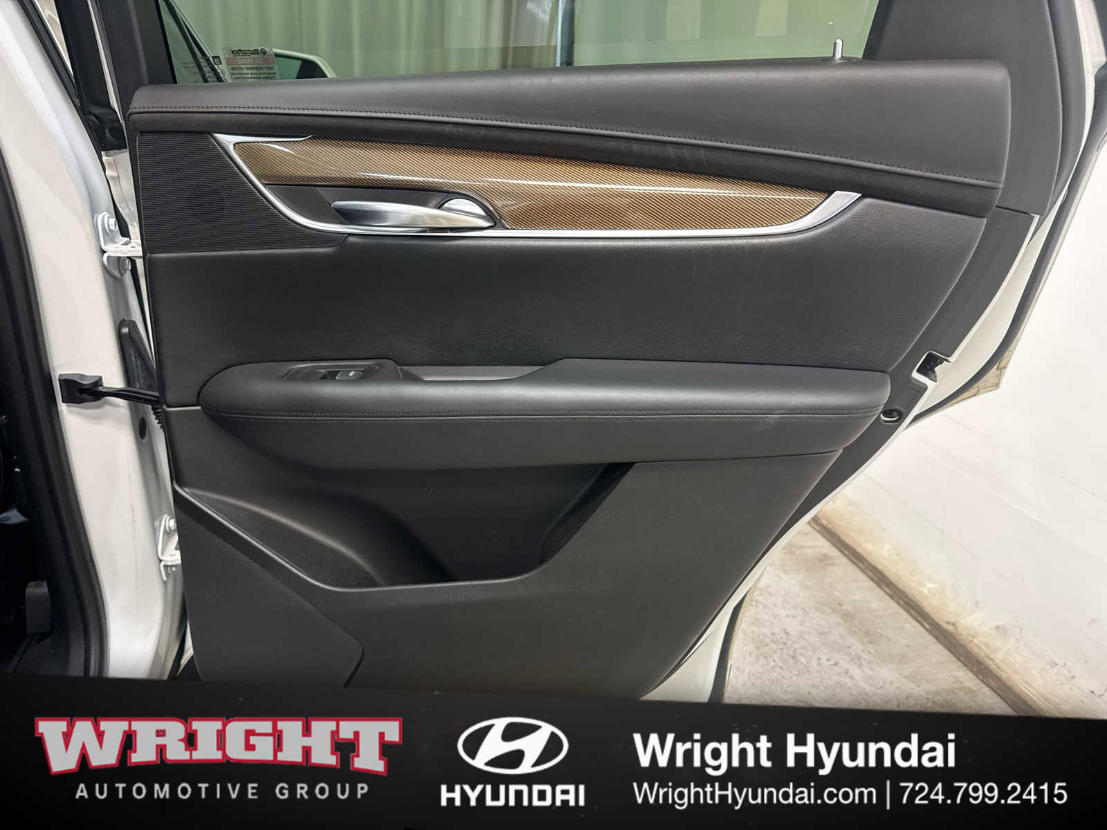 Used 2017 Cadillac XT5 Platinum AWD/4WD image 15