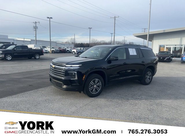 Used 2025 Chevrolet Traverse LT