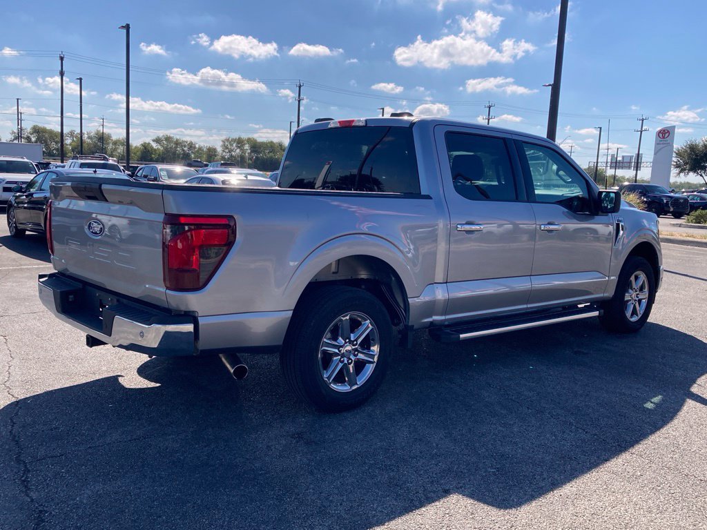 Used 2025 Ford F150 XLT w/ Equipment Group 301A Standard RWD image 5