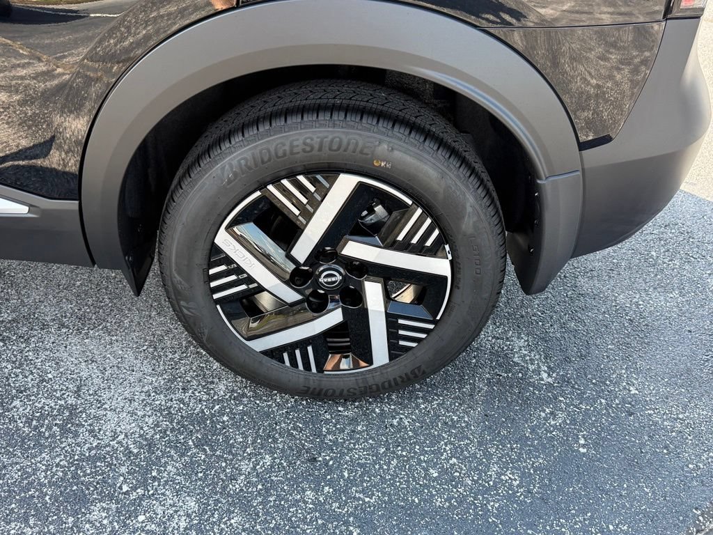 New 2026 Nissan Kicks SV w/ Cold Weather Package FWD image 39
