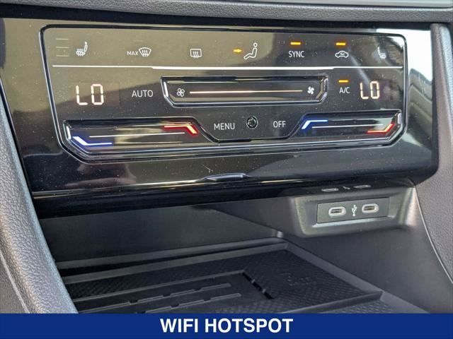New 2025 Volkswagen Jetta SE FWD image 14