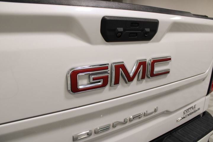 Used 2023 GMC Sierra 1500 Denali w/ Denali Reserve Package image 17