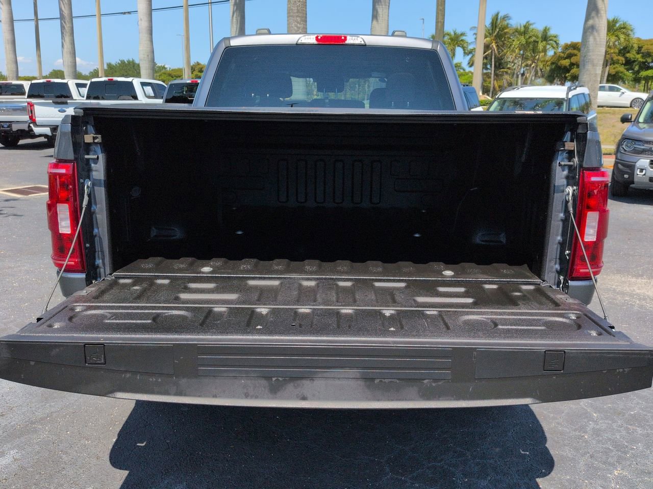 Used 2021 Ford F150 XLT w/ Equipment Group 302A High RWD image 12