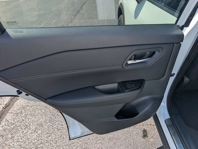 New 2026 Nissan Rogue Dark Armor AWD/4WD image 11