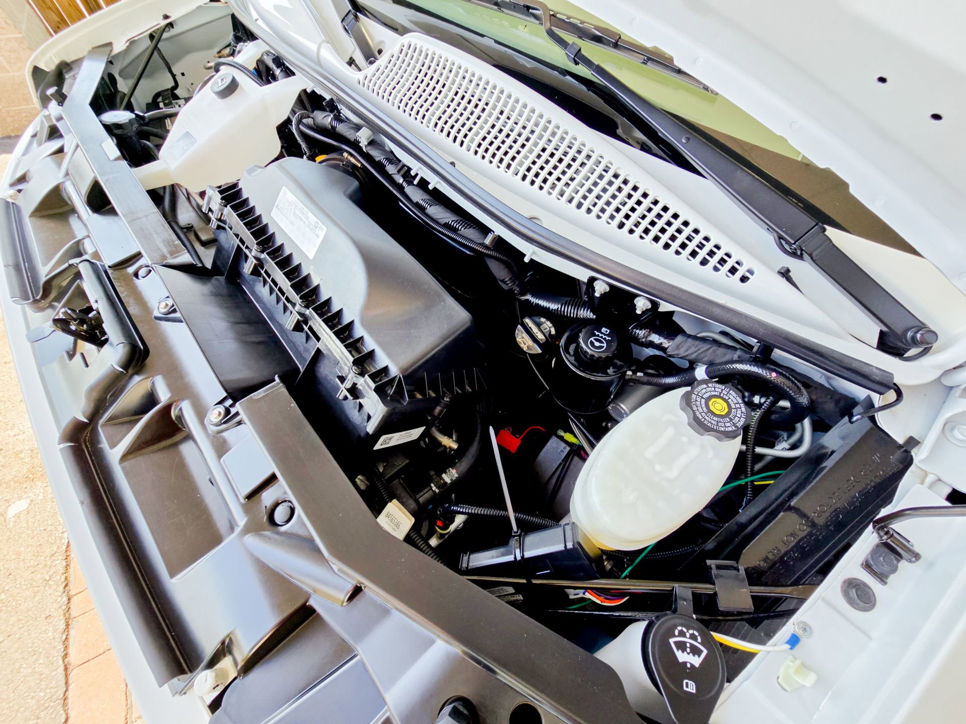 Used 2025 GMC Savana 2500 w/ Driver Convenience Package image 56