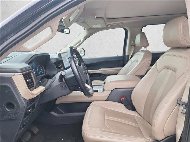 Used 2023 Ford Expedition Limited RWD image 10