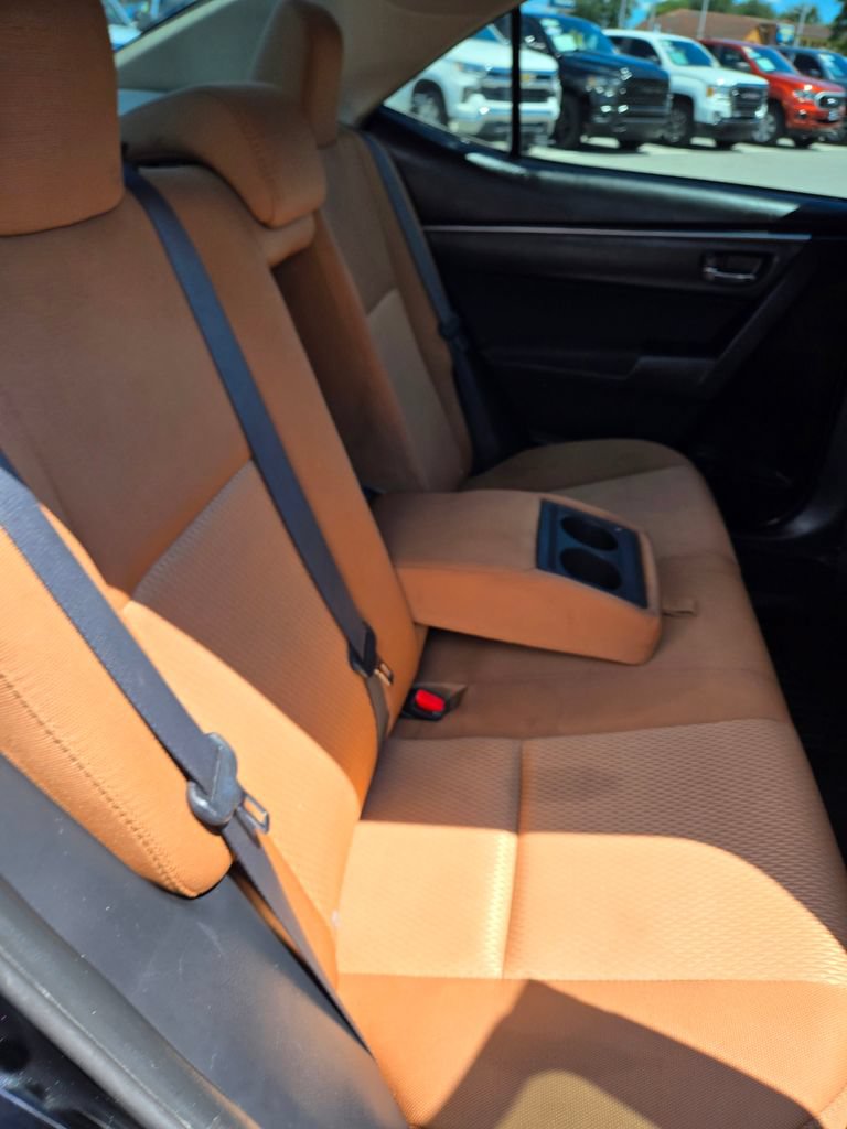 Used 2016 Toyota Corolla LE FWD image 40