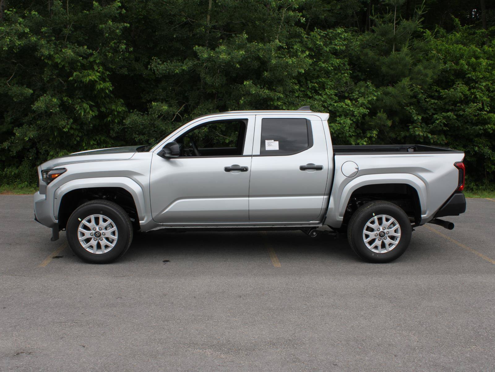 New 2026 Toyota Tacoma SR RWD image 5