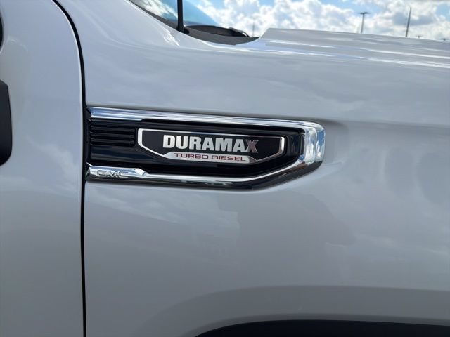 Used 2024 GMC Sierra 1500 Denali w/ Technology Package AWD/4WD image 9