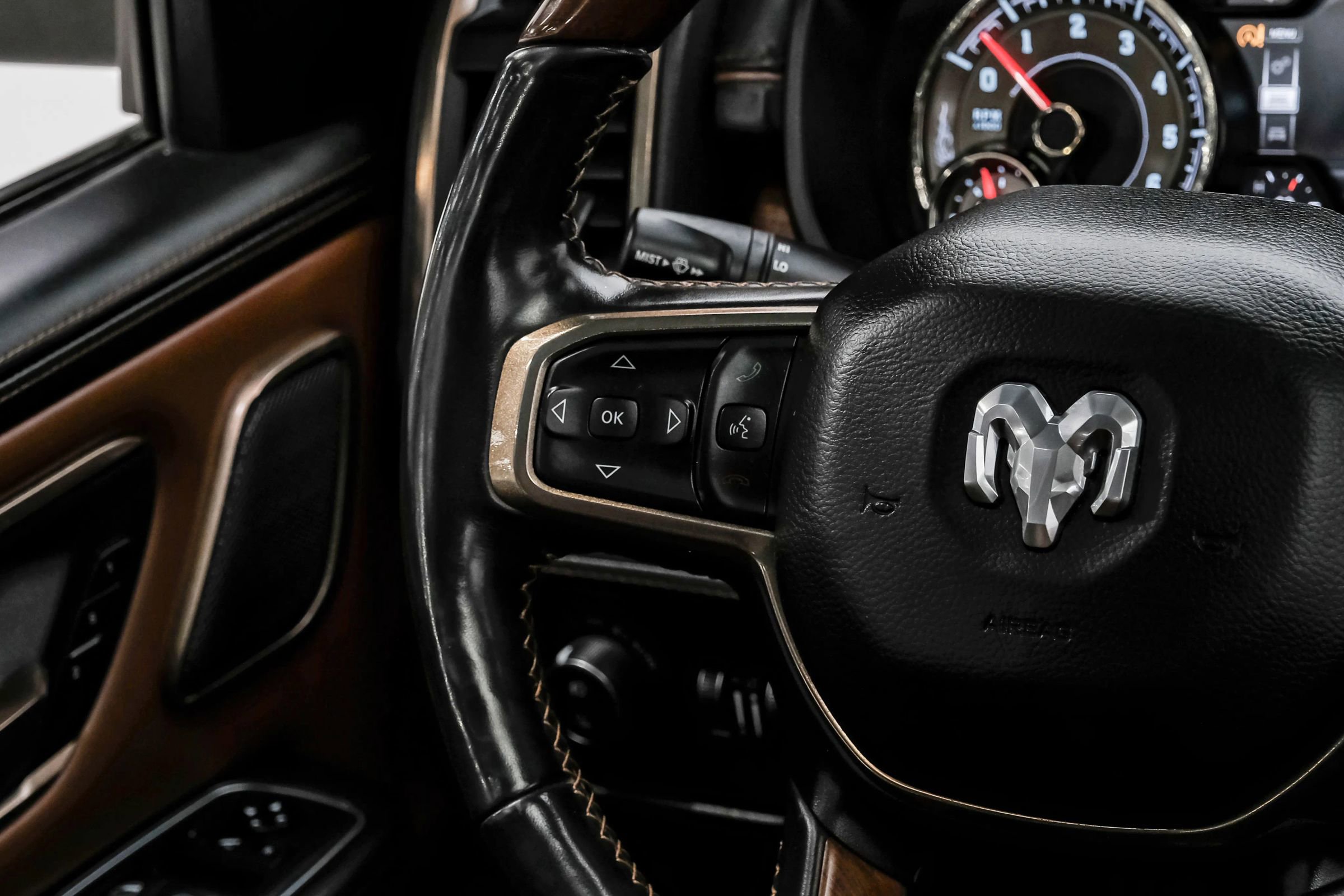 Used 2020 RAM 1500 Limited AWD/4WD image 24