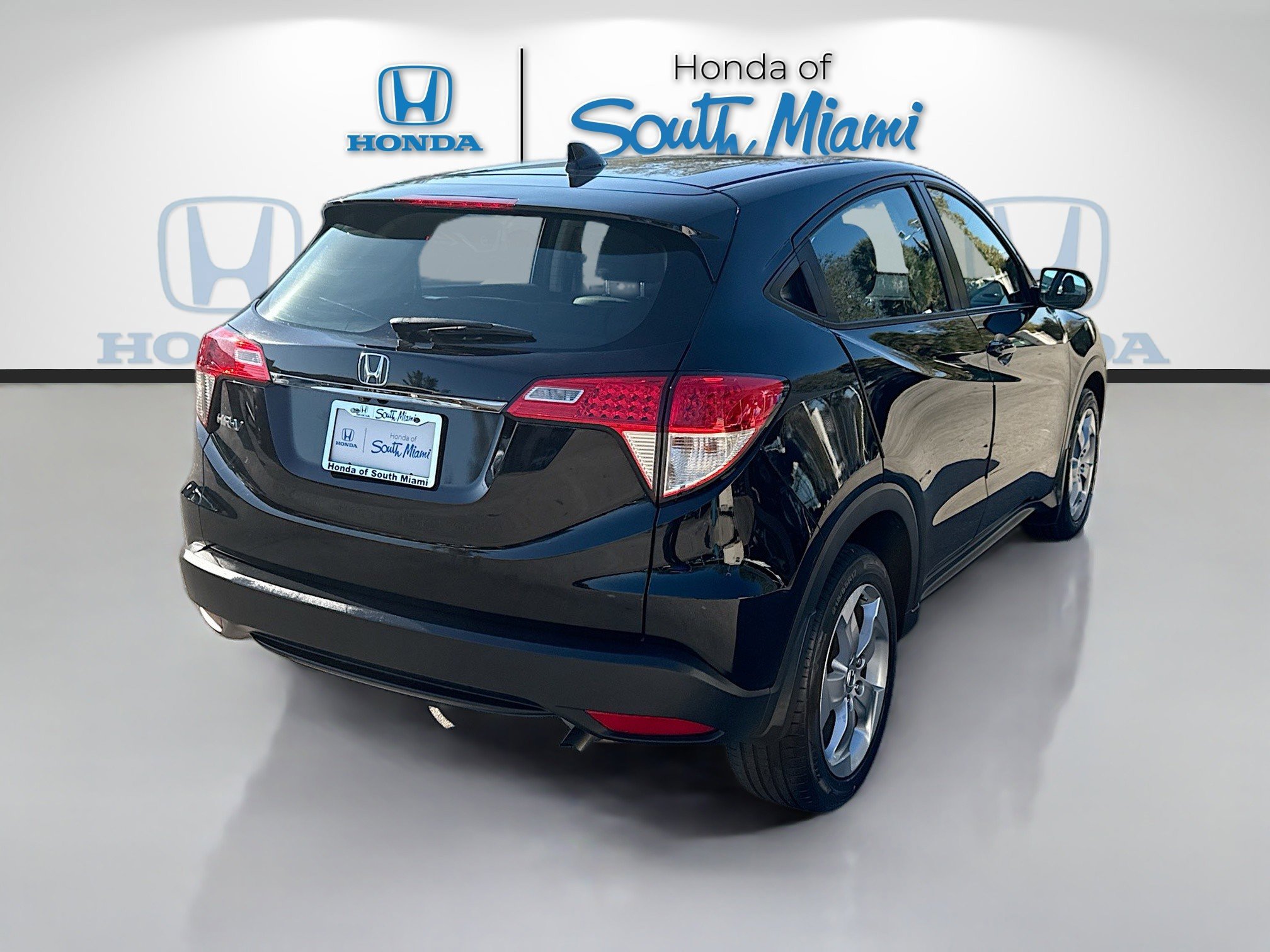 Certified 2022 Honda HR-V LX image 7