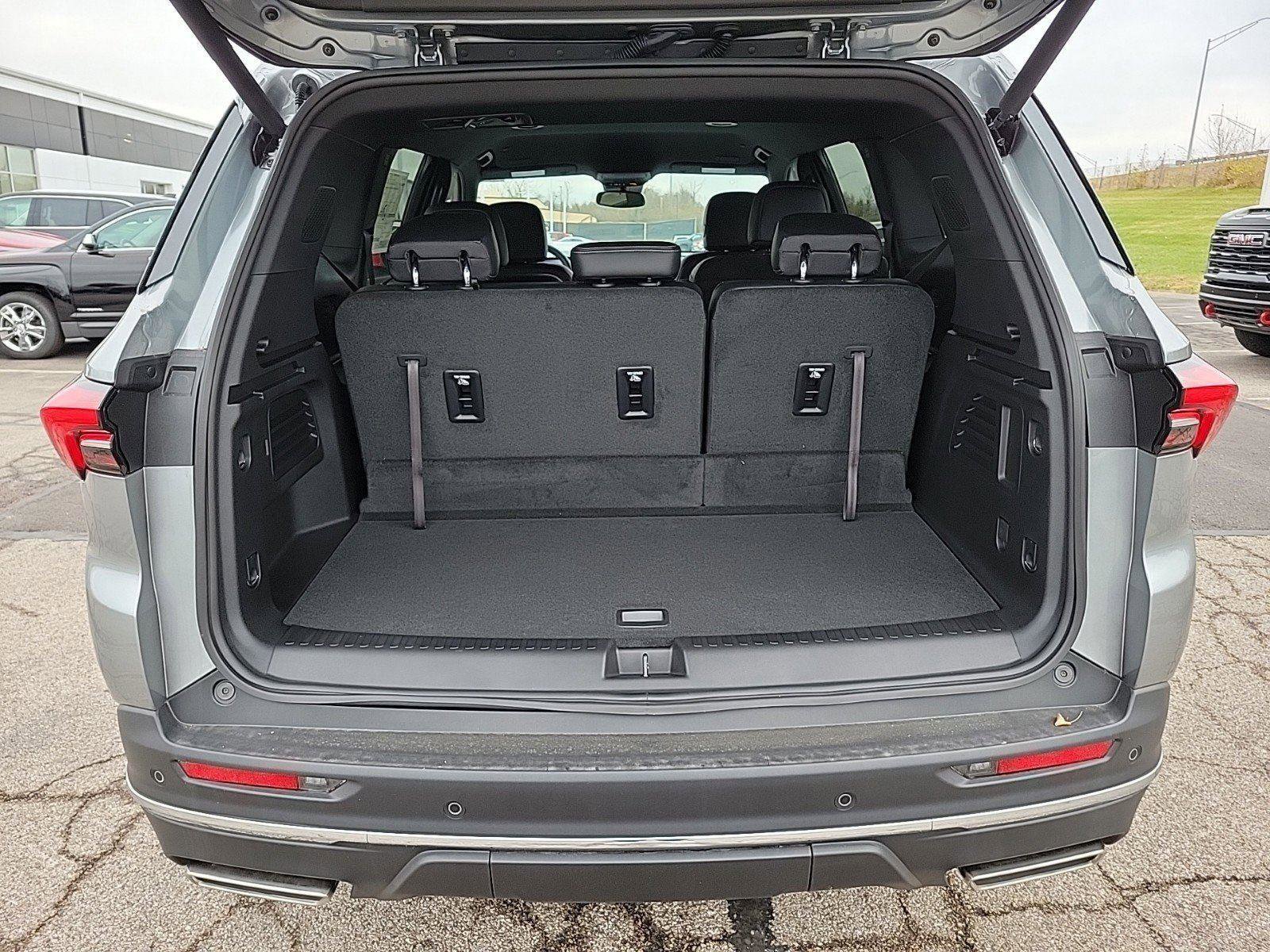 New 2026 Buick Enclave Preferred image 7