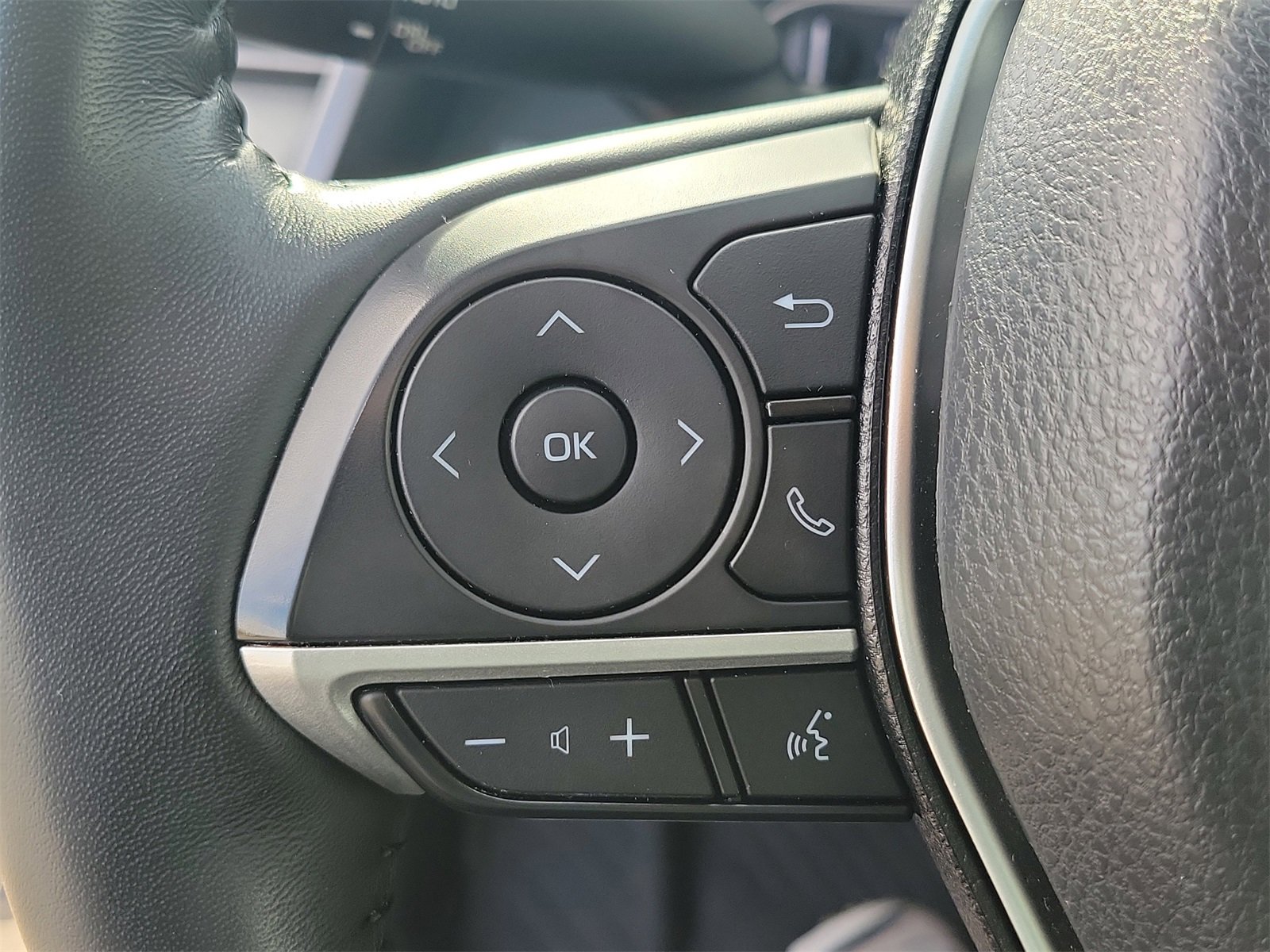 Certified 2022 Toyota Camry XLE image 22