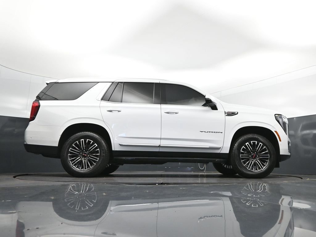 Used 2025 GMC Yukon Elevation w/ LPO, Elevation Black Package AWD/4WD image 45