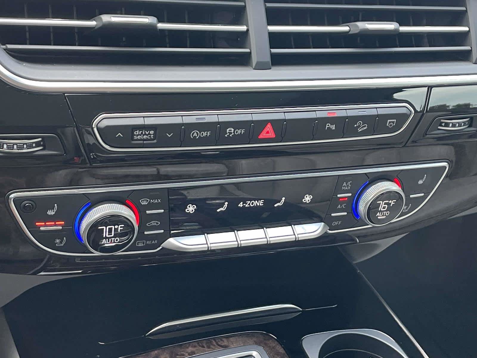Used 2018 Audi Q7 3.0T Prestige w/ Prestige Package AWD/4WD image 23
